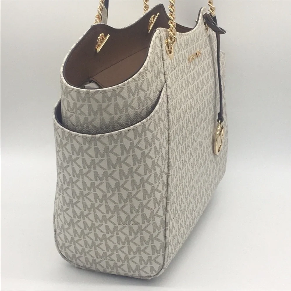 MICHAEL KORS LG CHAIN SHOULDER TOTE VANILLA